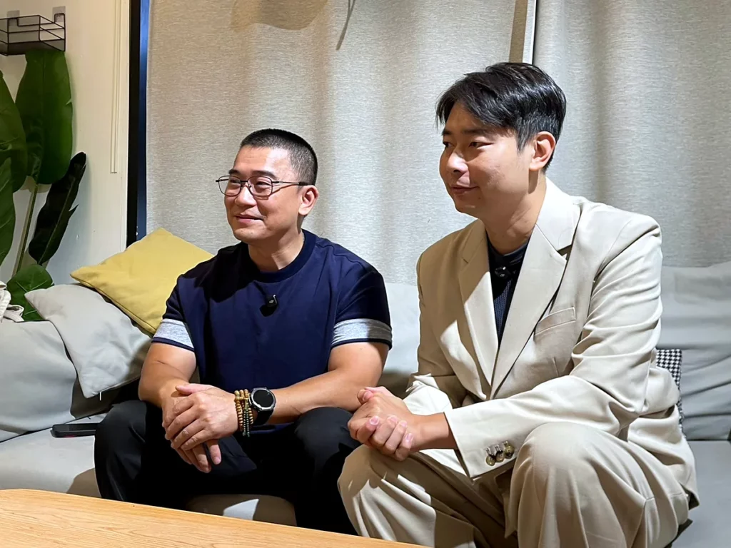 保險業的謝同學分享自修紫微斗數多年的經驗