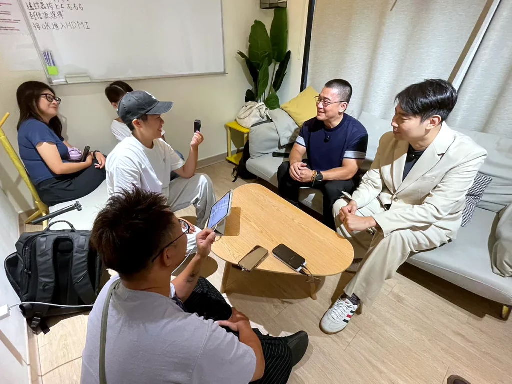 玩命之徒學員專訪拍攝現場,大師兄與謝同學受訪