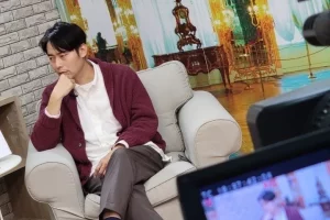 A9C72240-09FC-4DEE-A000-4AF3D381157F